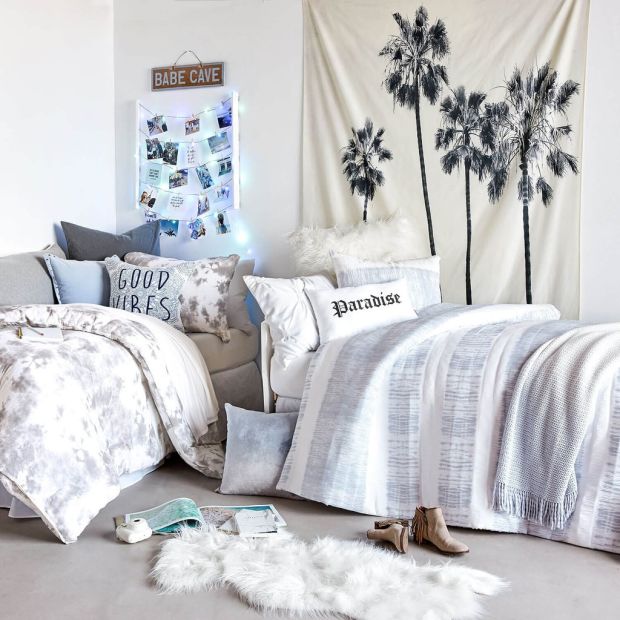 8 Dorm Room Accessories You Didn T Know You Needed