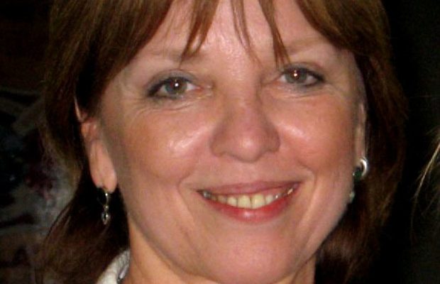 Author-Inspired Fashion: Nora Roberts