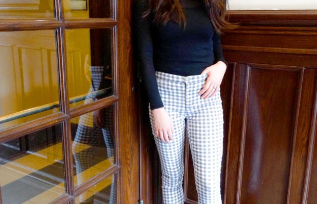 Looks on Campus: Ariel – West Virginia University